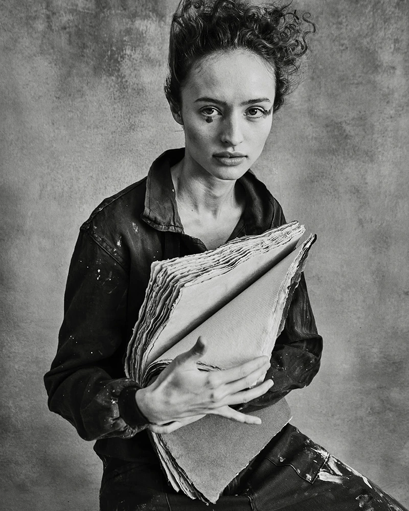 Irving-penn-backdrop Hand painted grey mottled backdrop for portrait photography. Inspired by old masters like Paolo Roversi and Irving Penn